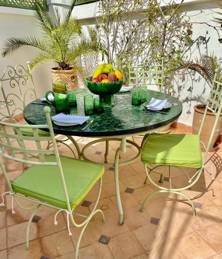Riad Dar Adal Exclusivite 2 A 6 Personnes Petit Dejeuner Compris Place Jemaa El Fna Marrakesh Bagian luar foto